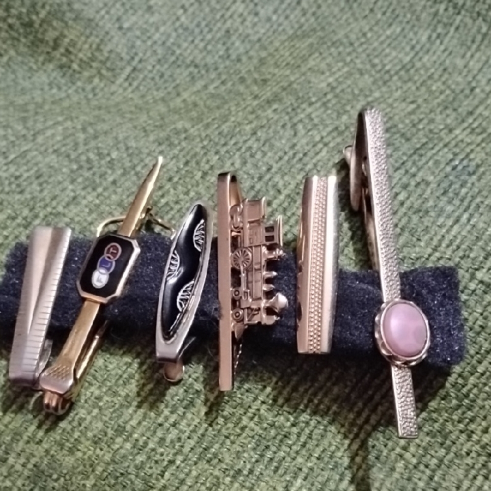 Elegant Gold and Silver Tie Clips(6)